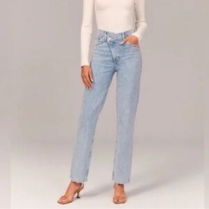 Abercrombie asymmetrical high rise straight jean
